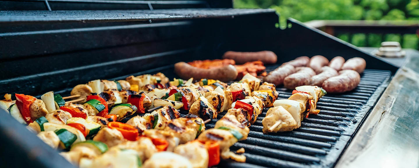 What are custom BBQ grills?