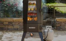 Best Electric Smokers Under $300