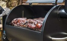 7 Factors to Consider When Buying a BBQ Smoker